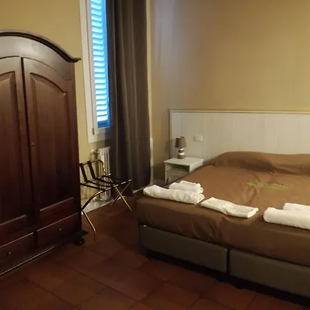 Piazza Maggiore Palace 800 - Bedinbolognacentroh- * Болонья