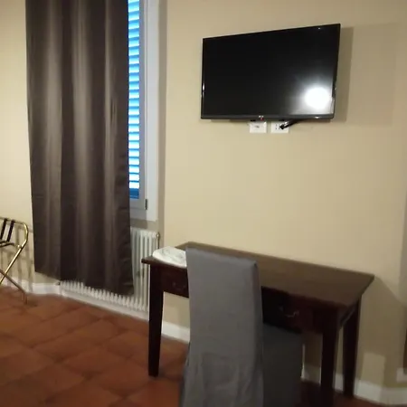 Piazza Maggiore Palace 800 - Bedinbolognacentroh- *